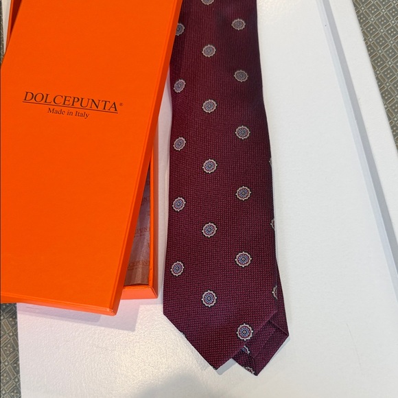 Dolcepunta Burgundy Patterned Tie